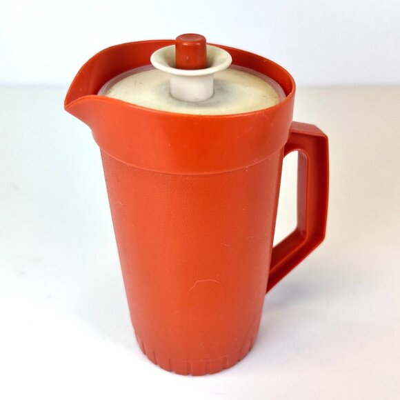 TUPPERWARE Vtg 17 Piece Kid Mini Dishes Pitcher Mug Toys Plates Cups Bowls 1970s - Picture 2 of 16